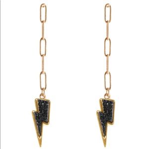 BLACK DRUZY LIGHTNING BOLT & GOLD METAL CHAIN LINK 2.5” DANGLE POST EARRINGS
